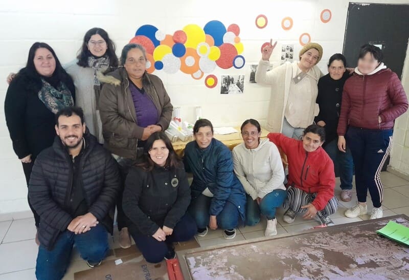 Familiares de jóvenes