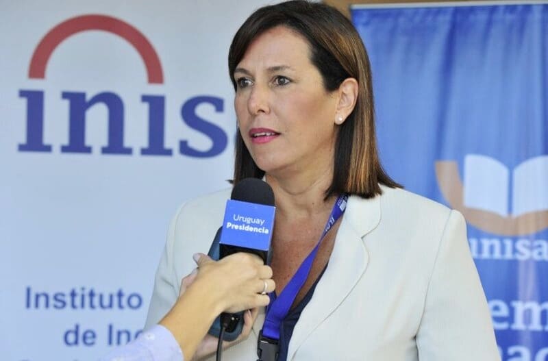 Rosanna de Olivera, Radio Carve